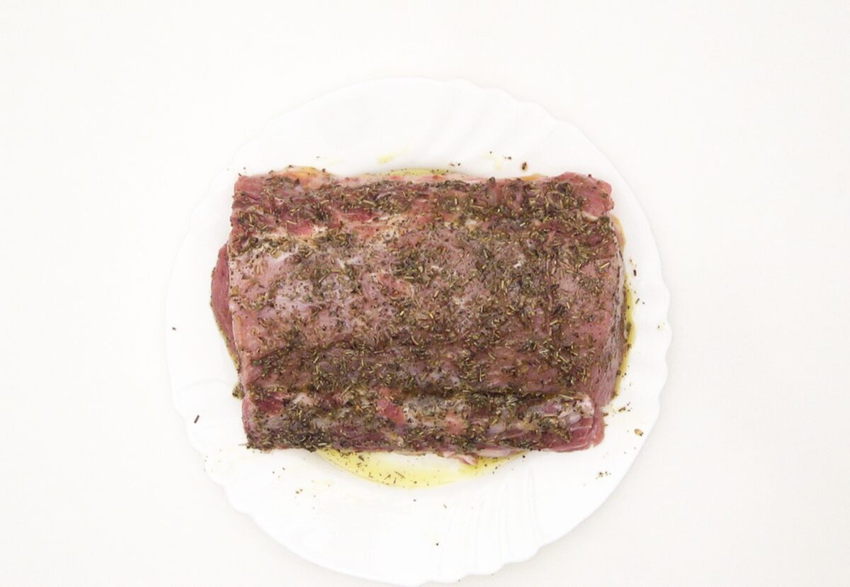 Cinta de lomo con especias y a la sal. Una receta fácil paso a paso