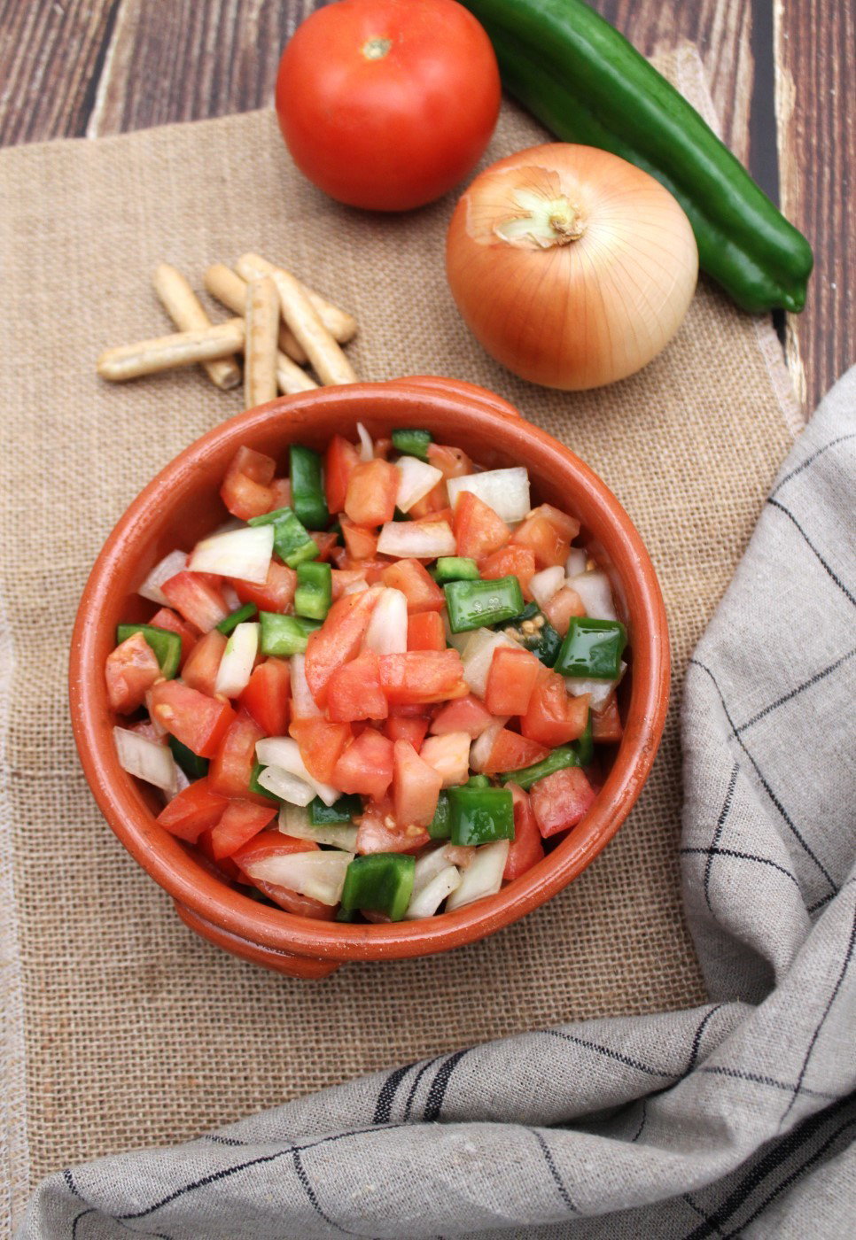Piriñaca o picadillo andaluz. Una ensalada tradicional de Andalucía