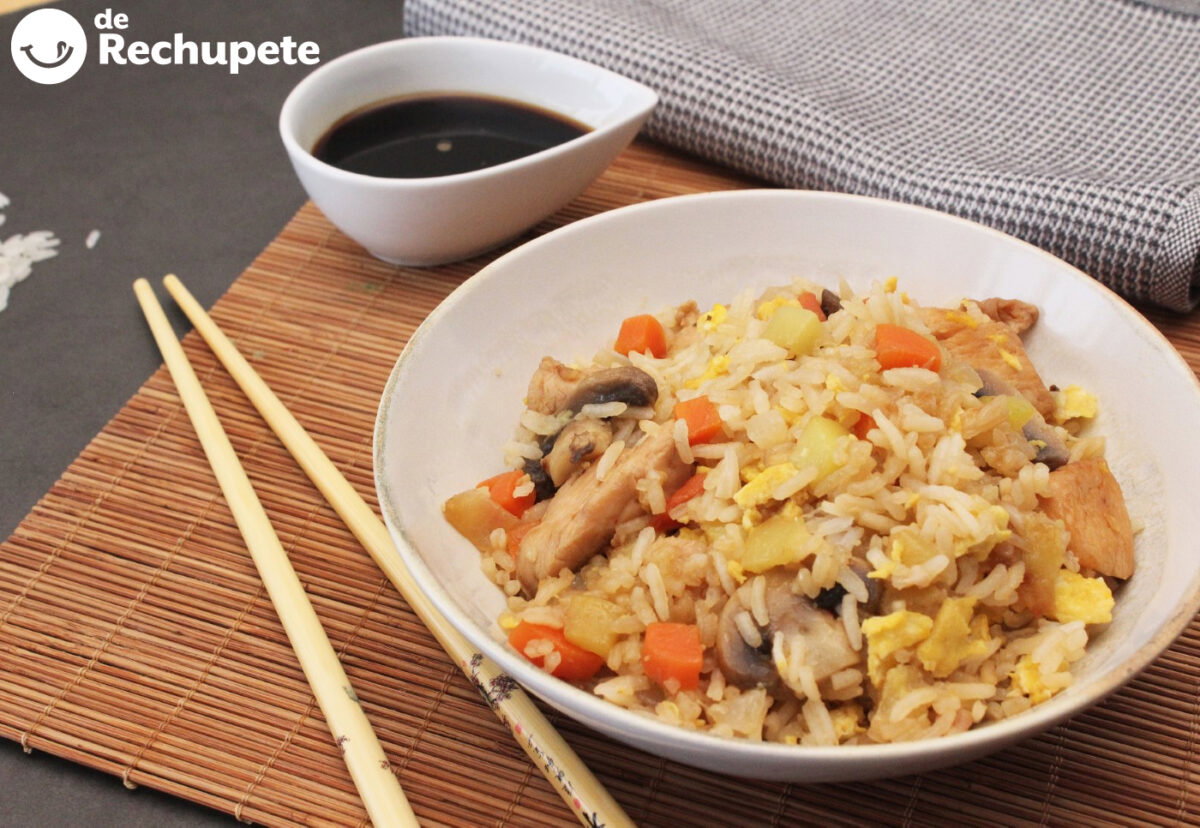 Cómo hacer yakimeshi. Arroz frito japonés