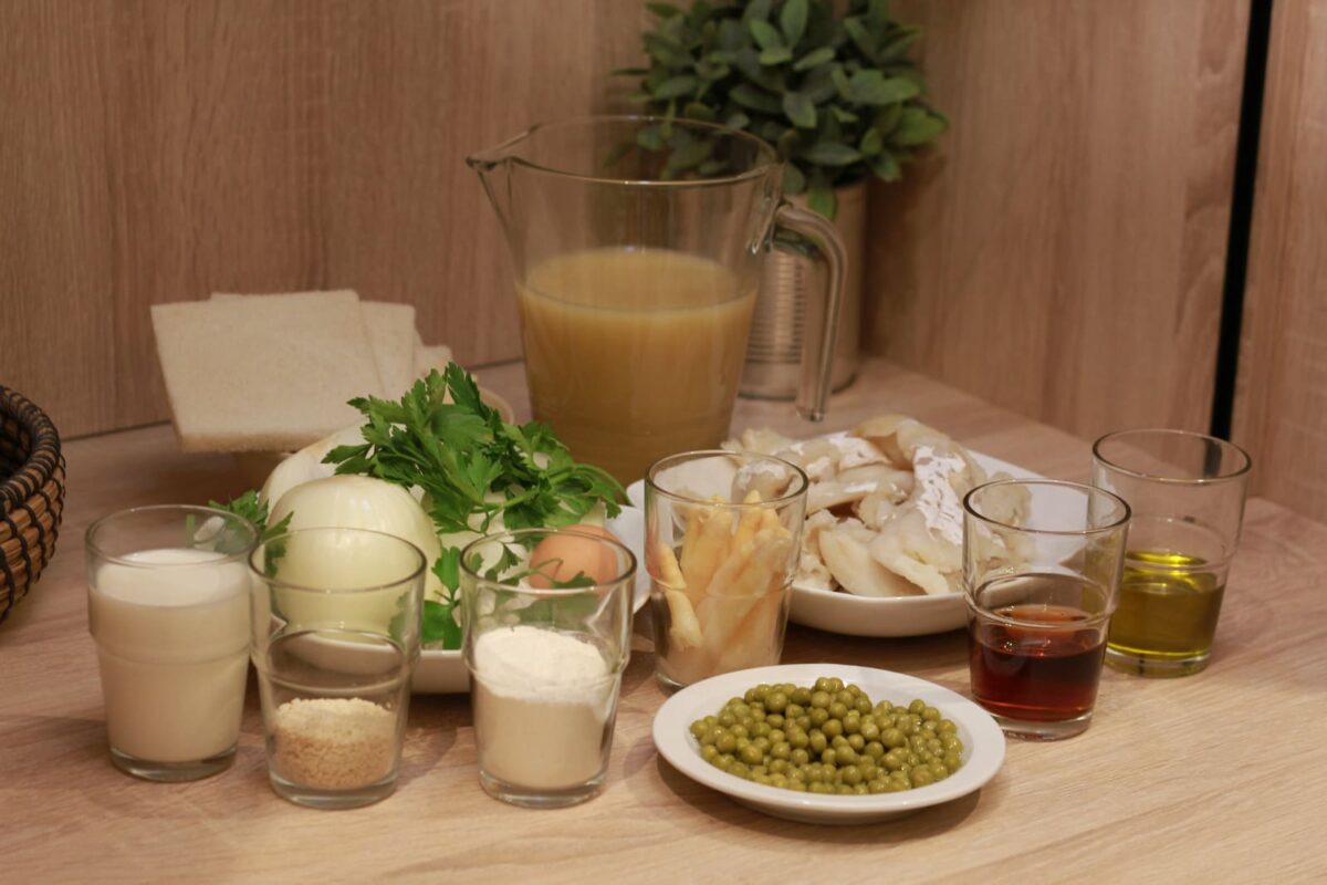 albóndigas bacalao salsa verde paso 1