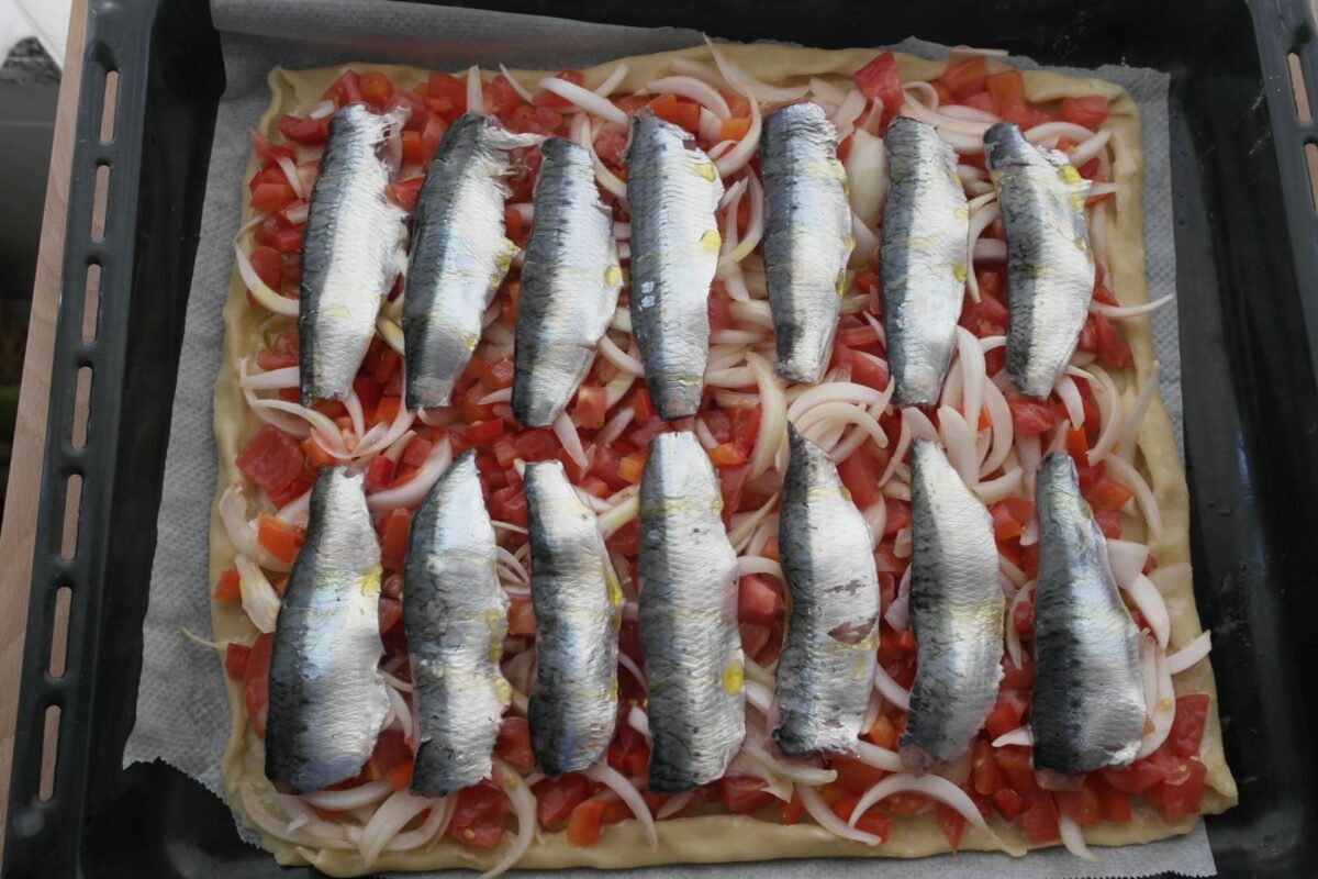 coca de sardinas paso 14