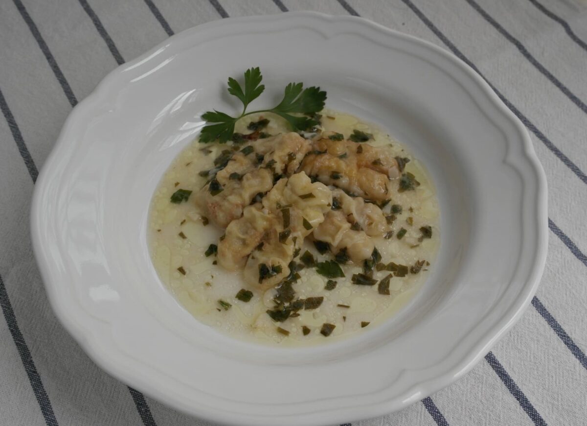 cocochas de bacalao salsa verde paso 11