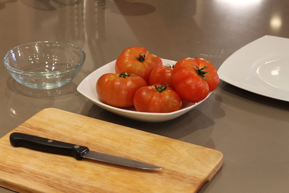 como pelar tomates paso 1