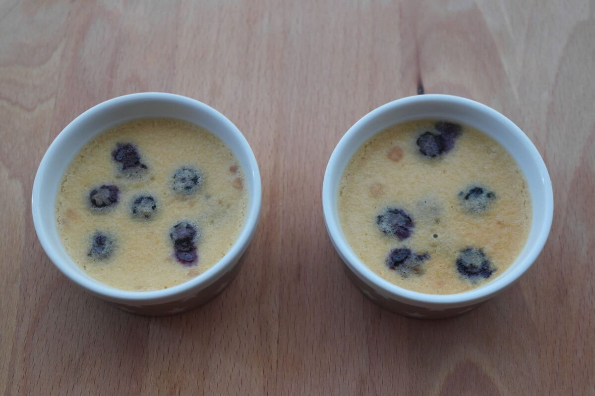 creme brulé de turrón de xixona con arándanos paso 10