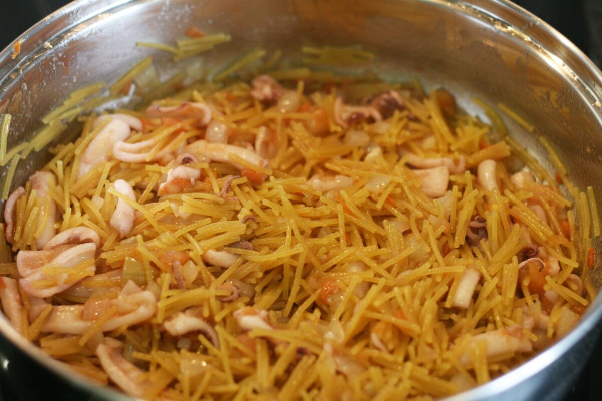 fideos con calamares paso 2