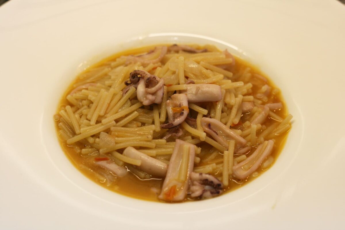 fideos con calamares paso 6