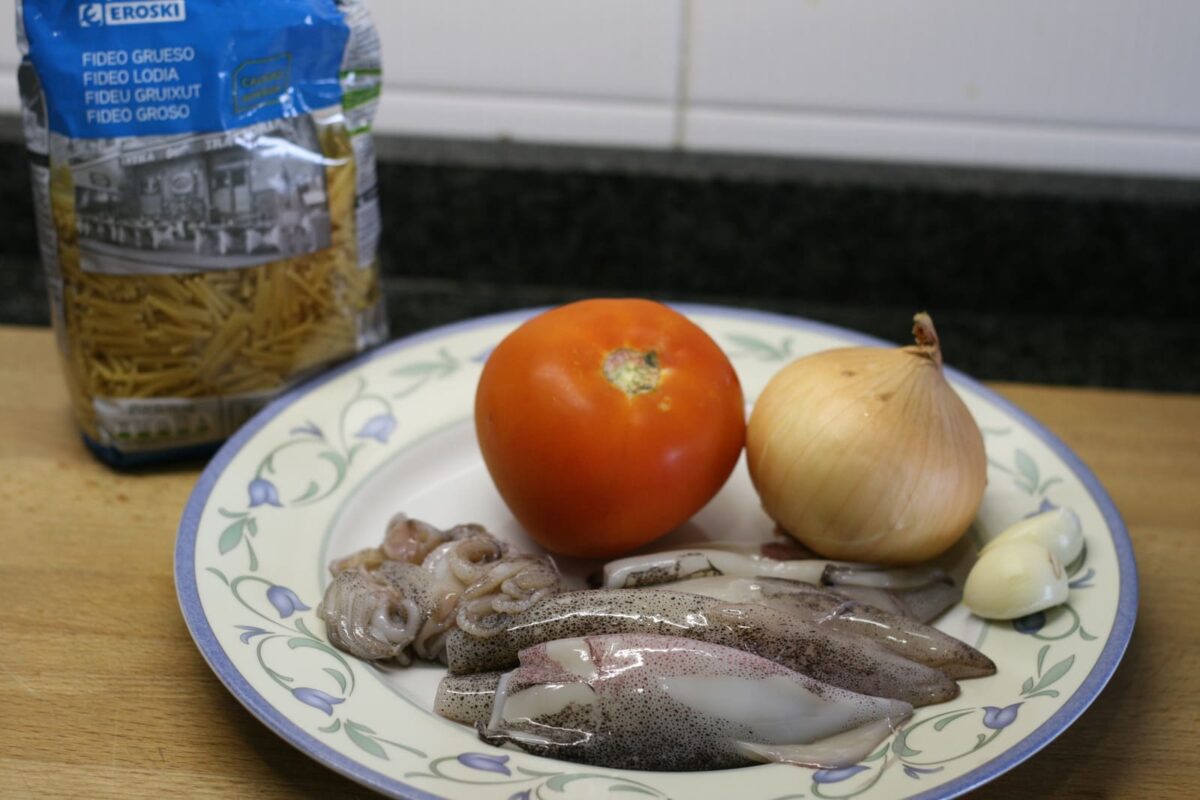 fideos con calamares paso 9