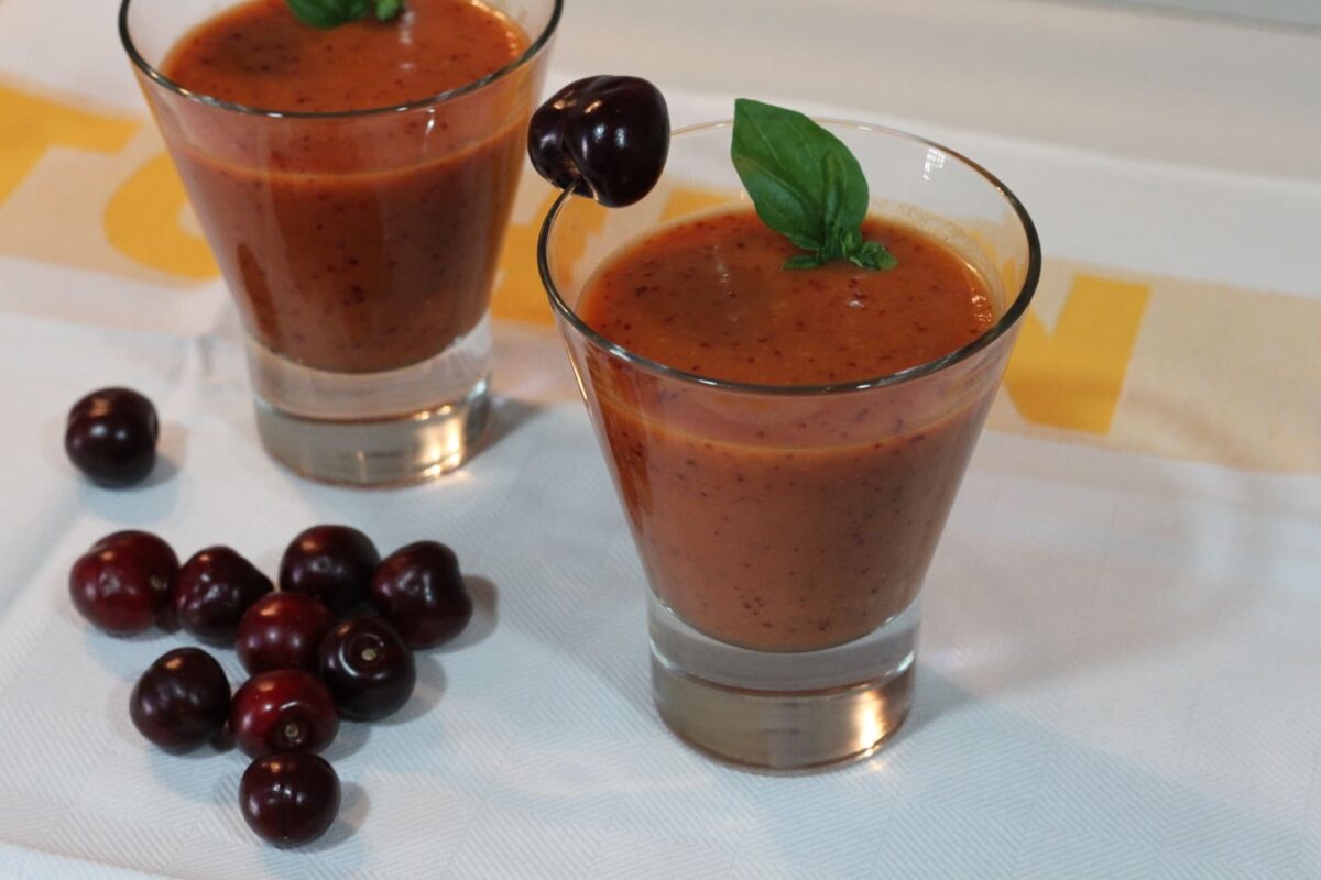 gazpacho de cerezas paso 15