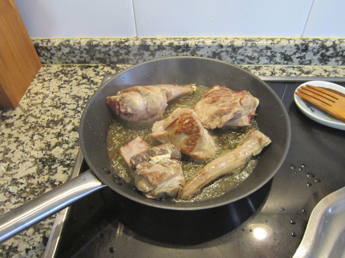 guiso de cordero con patatas paso 3