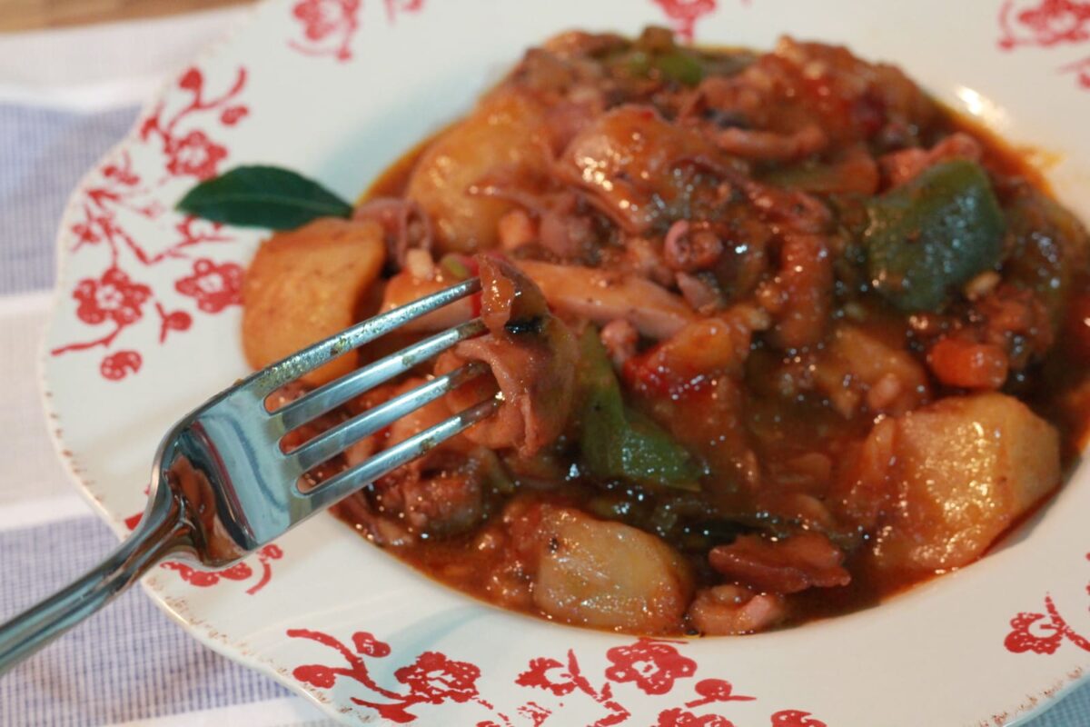 guiso patatas calamares paso 24