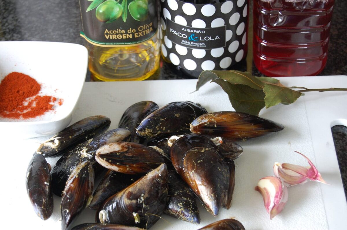 mejillones en escabeche paso 1