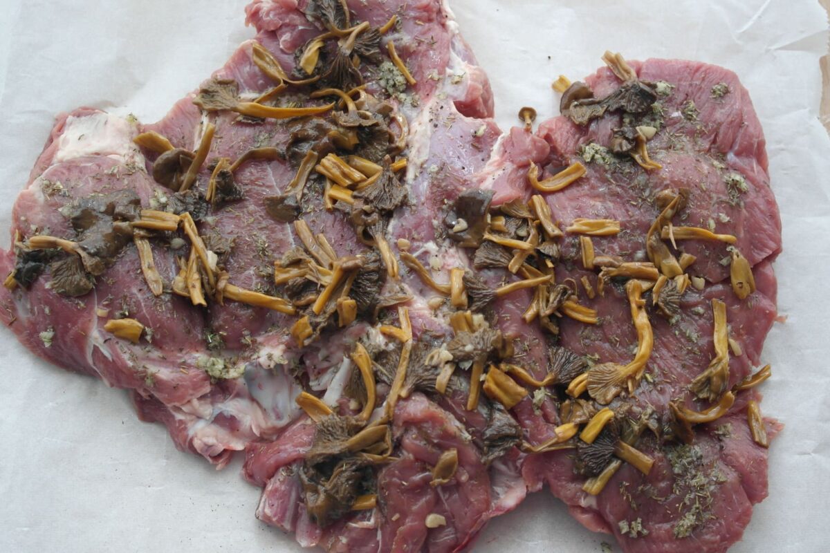 pierna de cordero relleno al horno paso 10