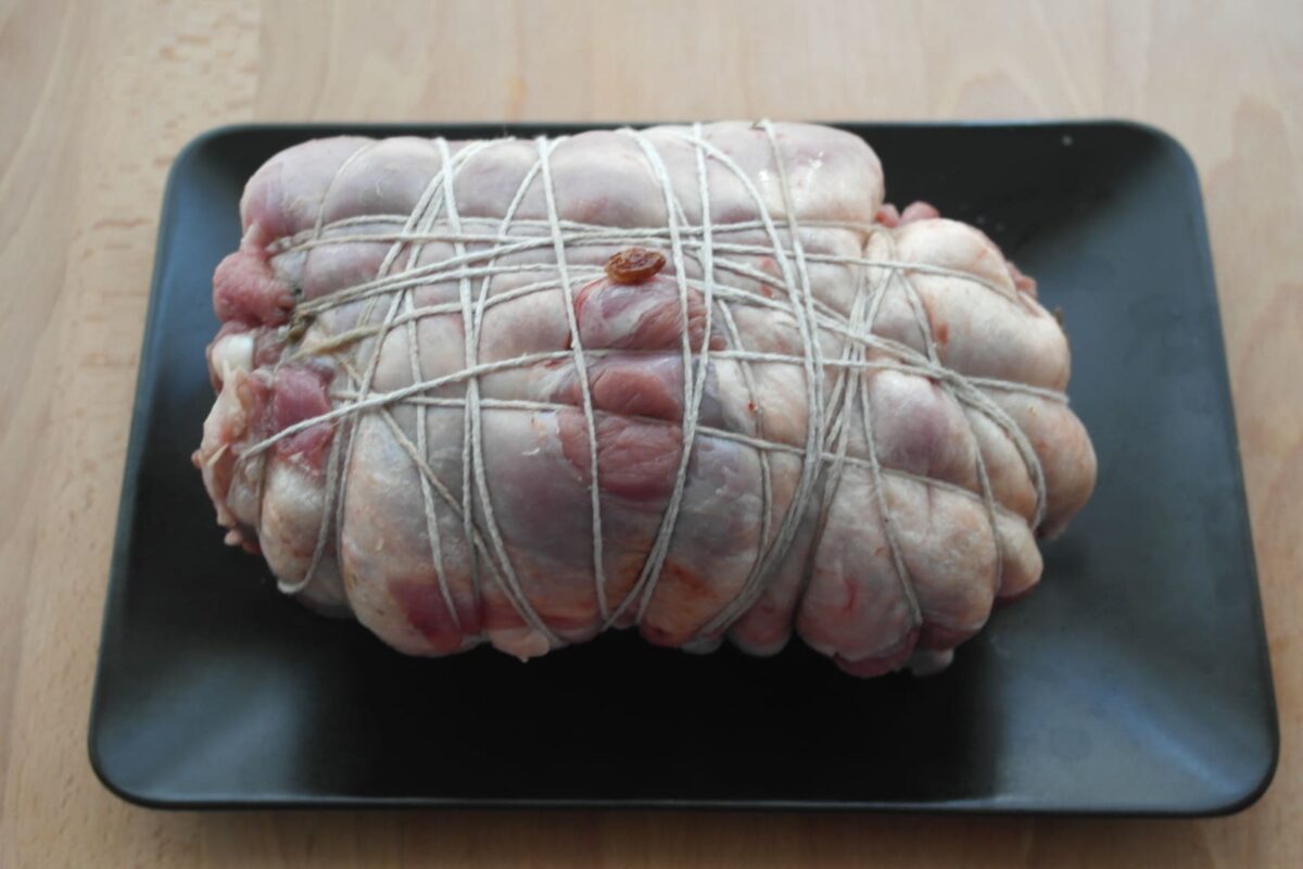 pierna de cordero relleno al horno paso 12