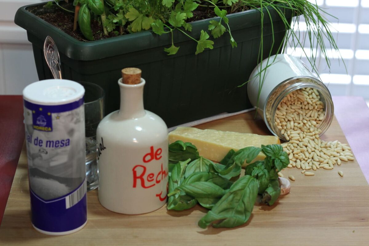 salsa pesto paso 1