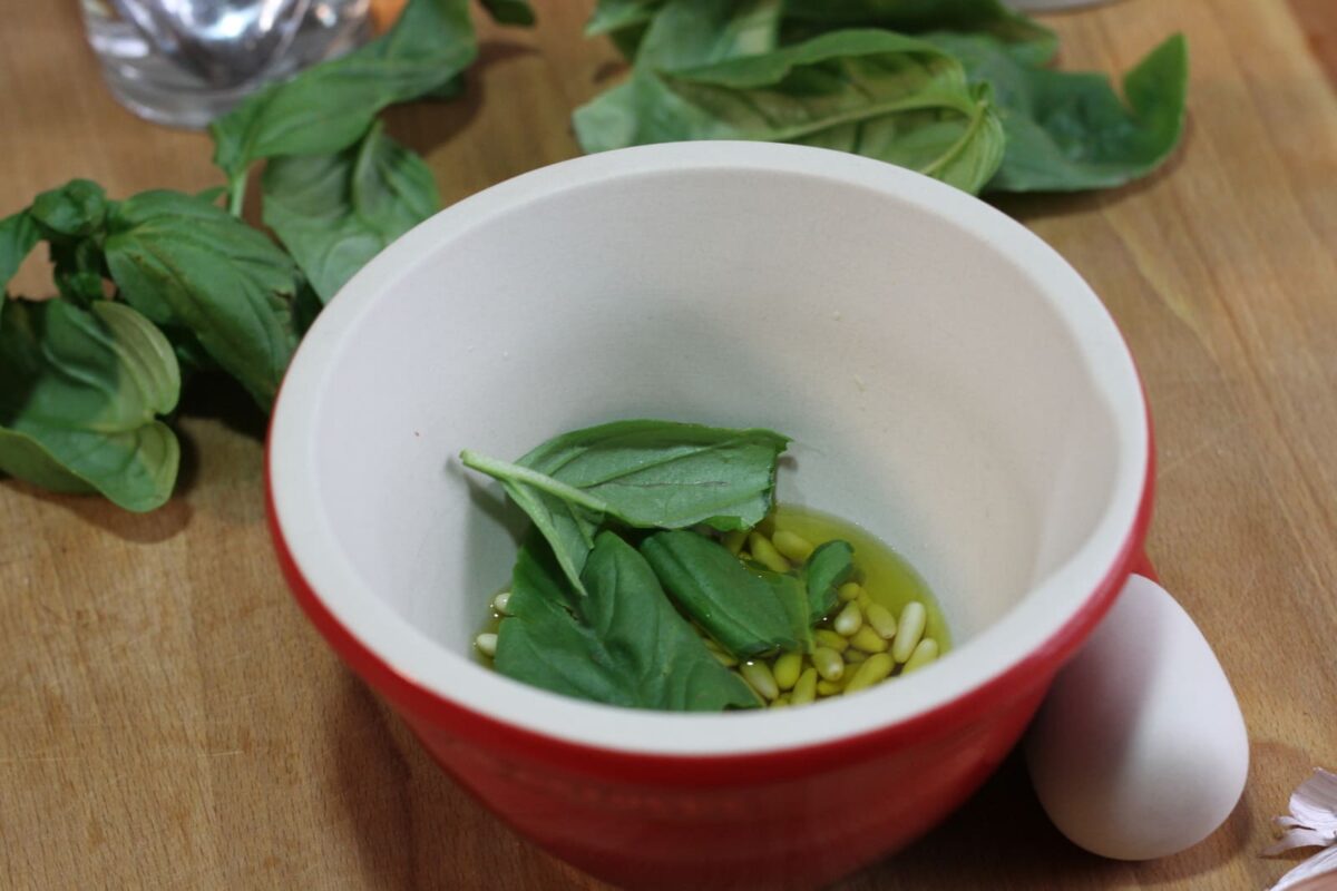 salsa pesto paso 3