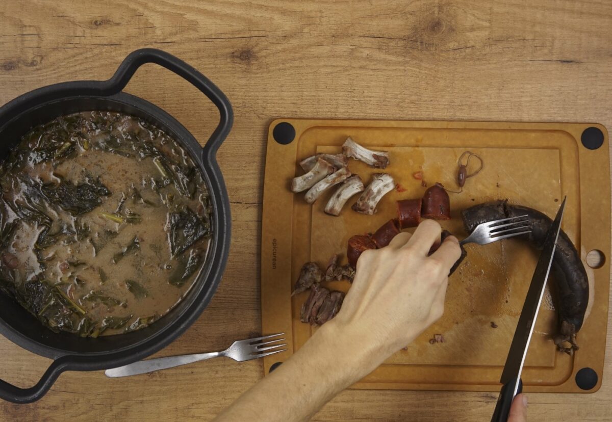 Alubias de Tolosa con costillas