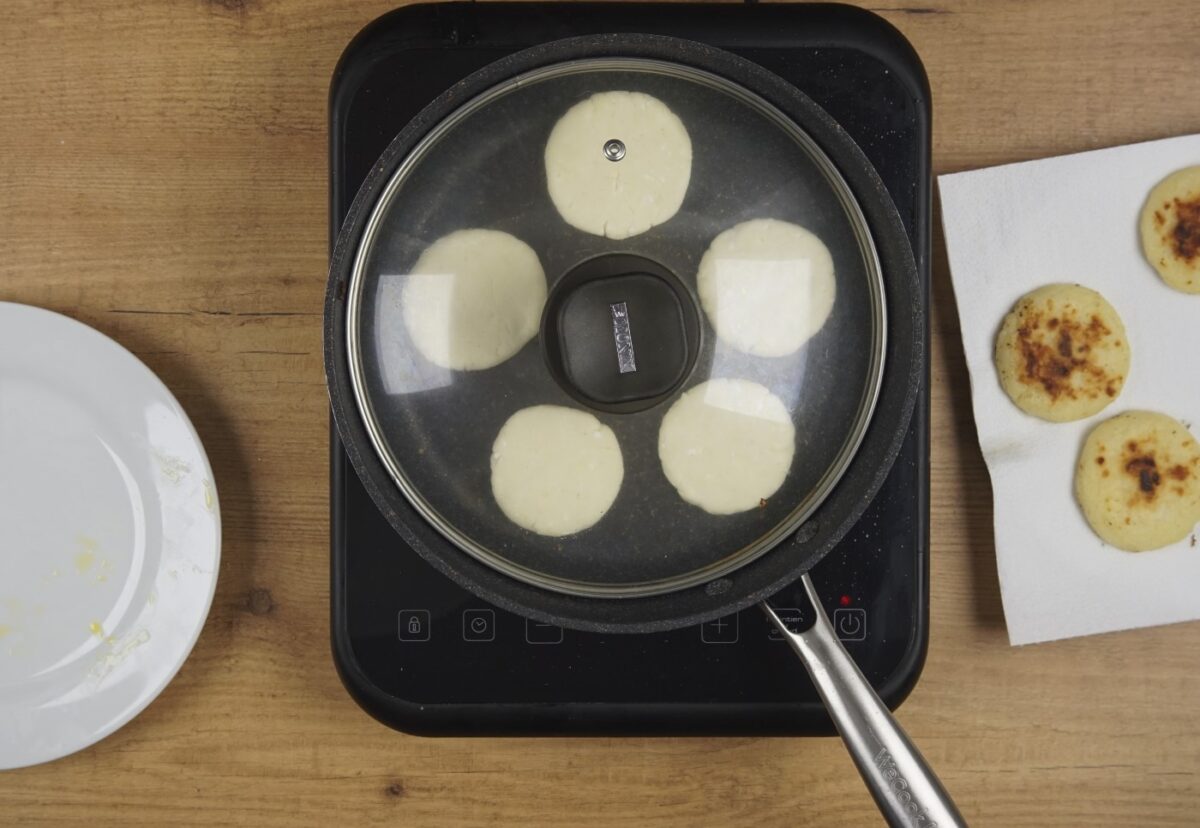 Arepas de queso colombianas. Una receta fácil y deliciosa