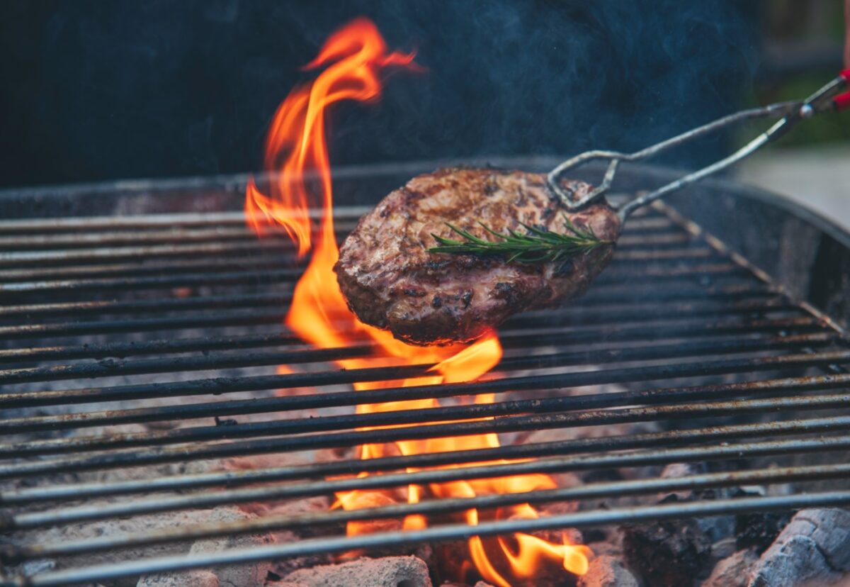 ¿Cómo hacer una BBQ o parrillada?
