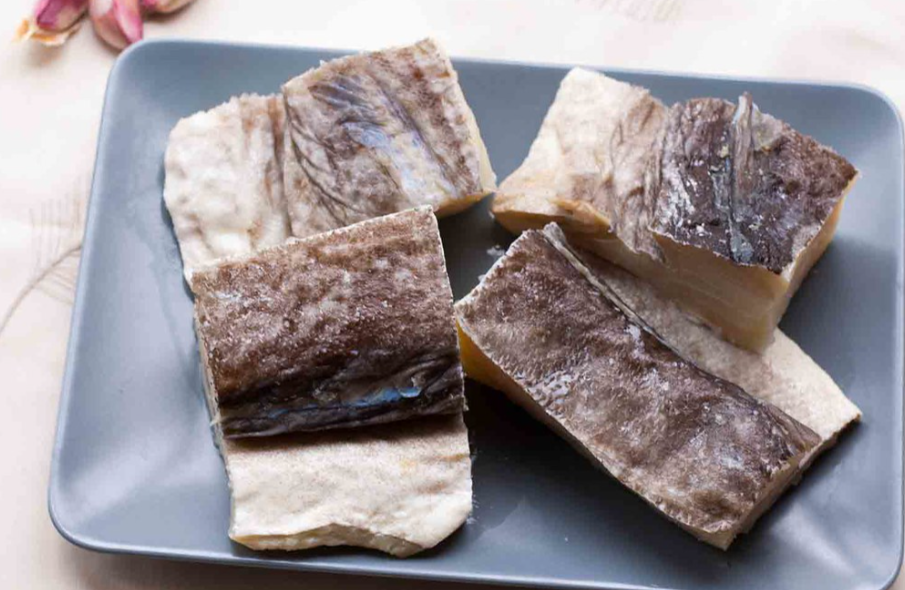 Cómo hacer bacalao al pil pil. Receta tradicional vasca paso a paso