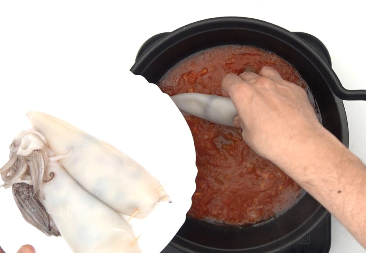 Calamares rellenos a la siciliana. Receta tradicional italiana