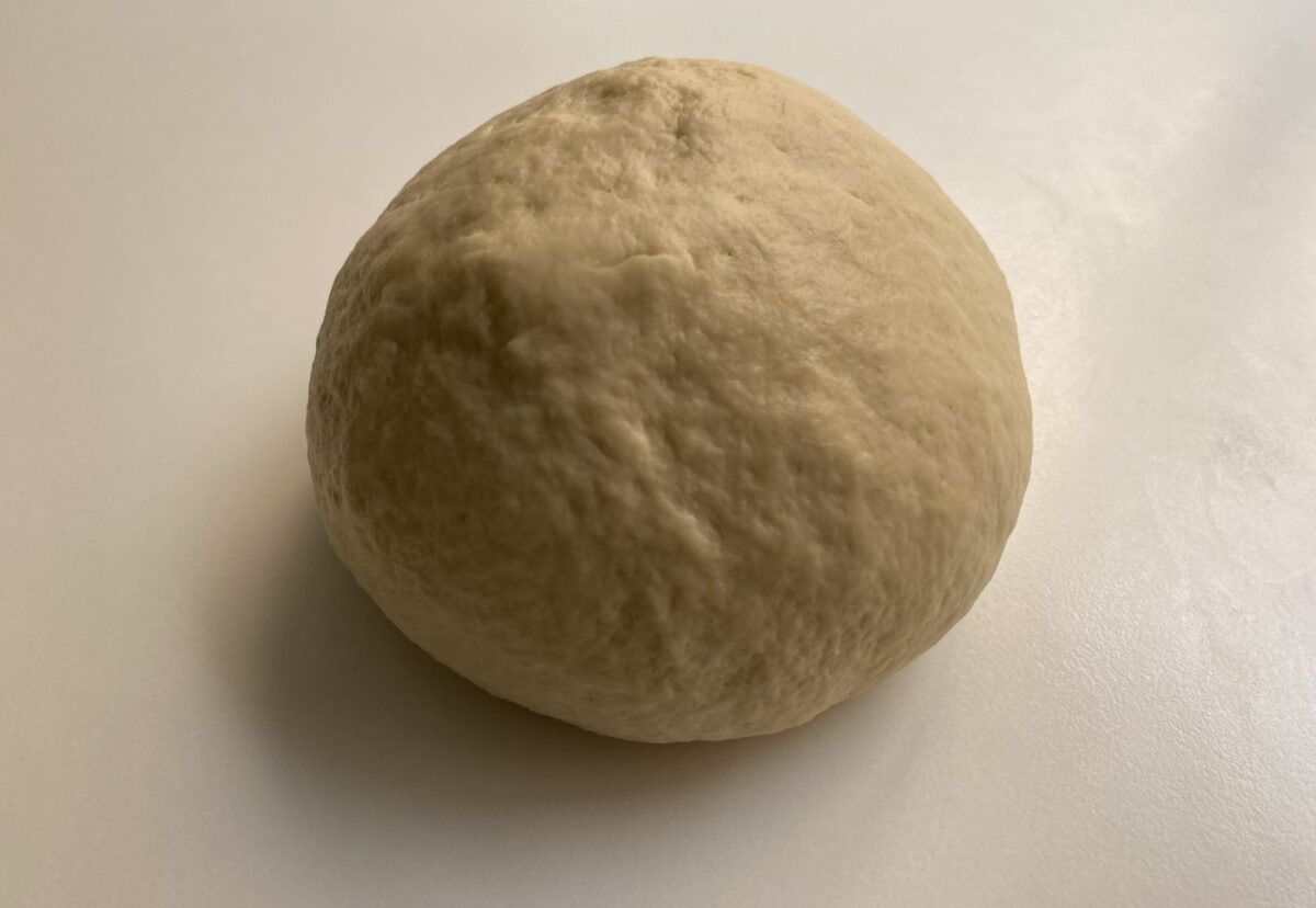 Panadons de Cuaresma. Empanada tradicional rellena de verduras