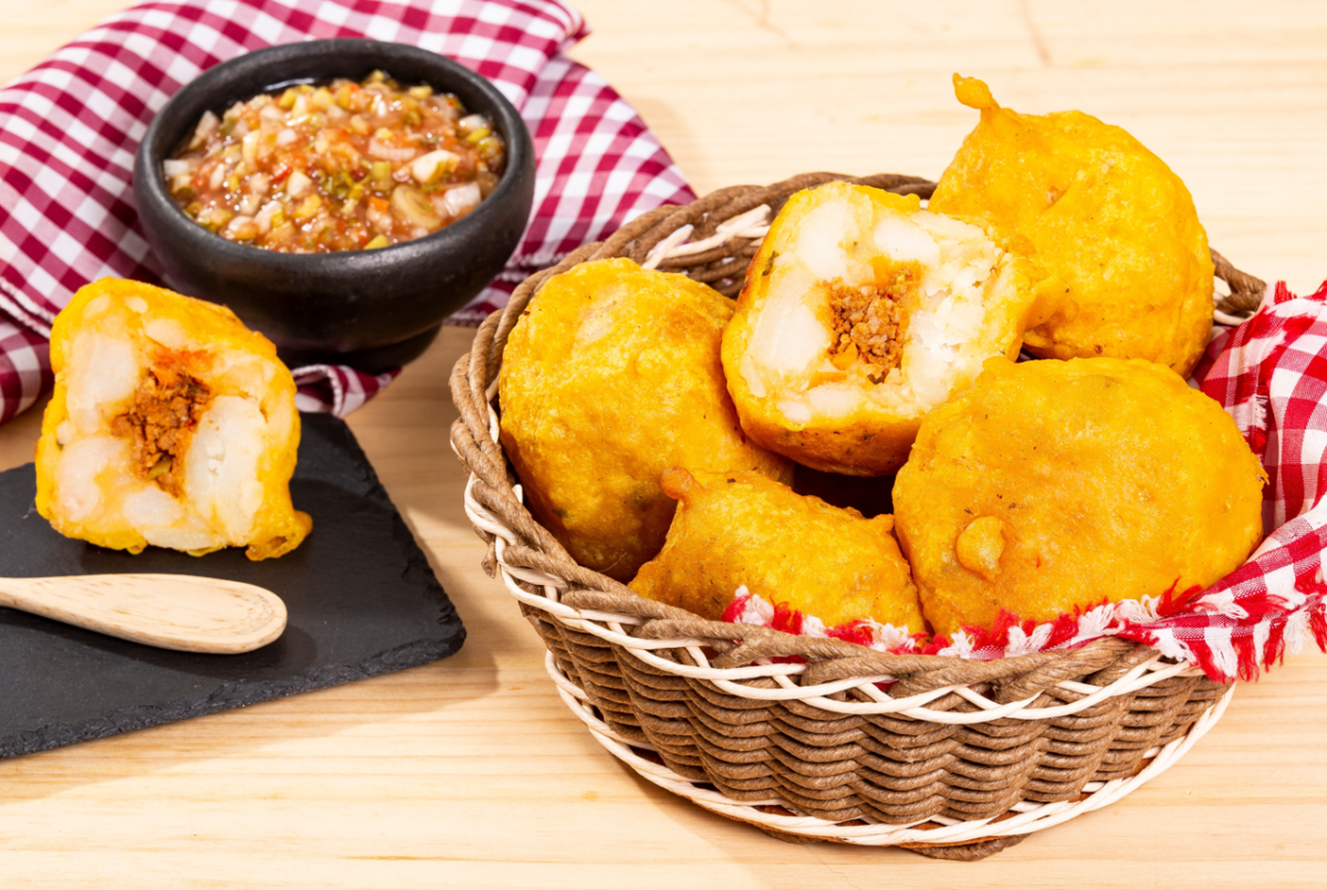Papas rellenas colombianas