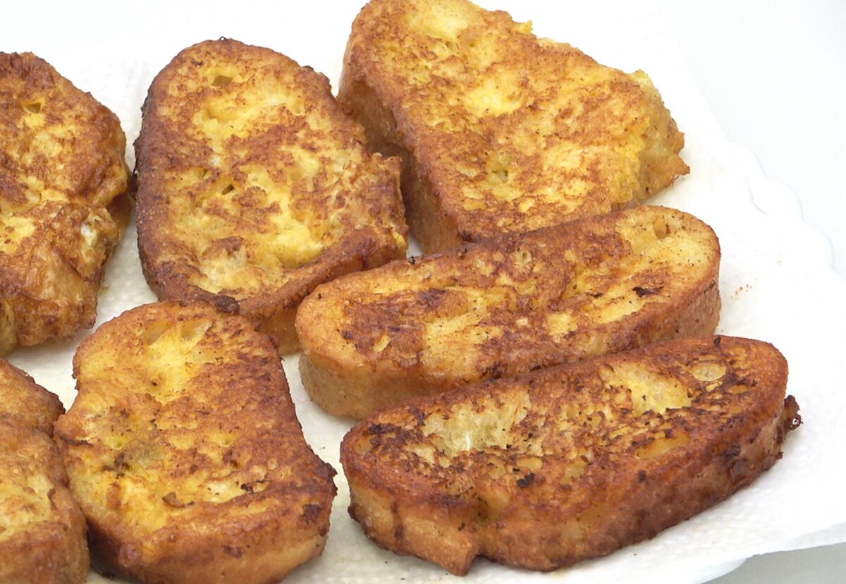 Torrijas o torrades de Santa Teresa. Un dulce de Semana Santa