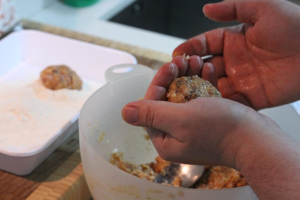 albóndigas de caballa con tomate paso 15