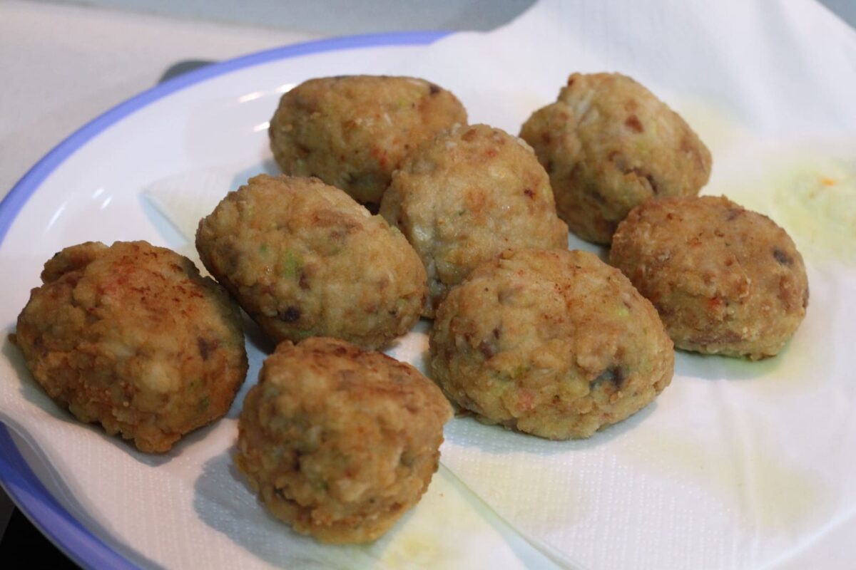 albóndigas de caballa con tomate paso 19