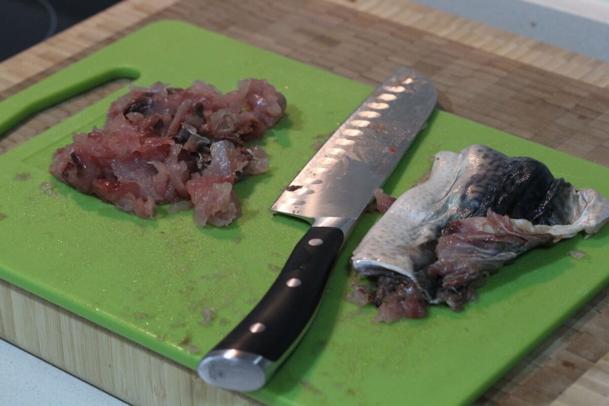 albóndigas de caballa con tomate paso 3