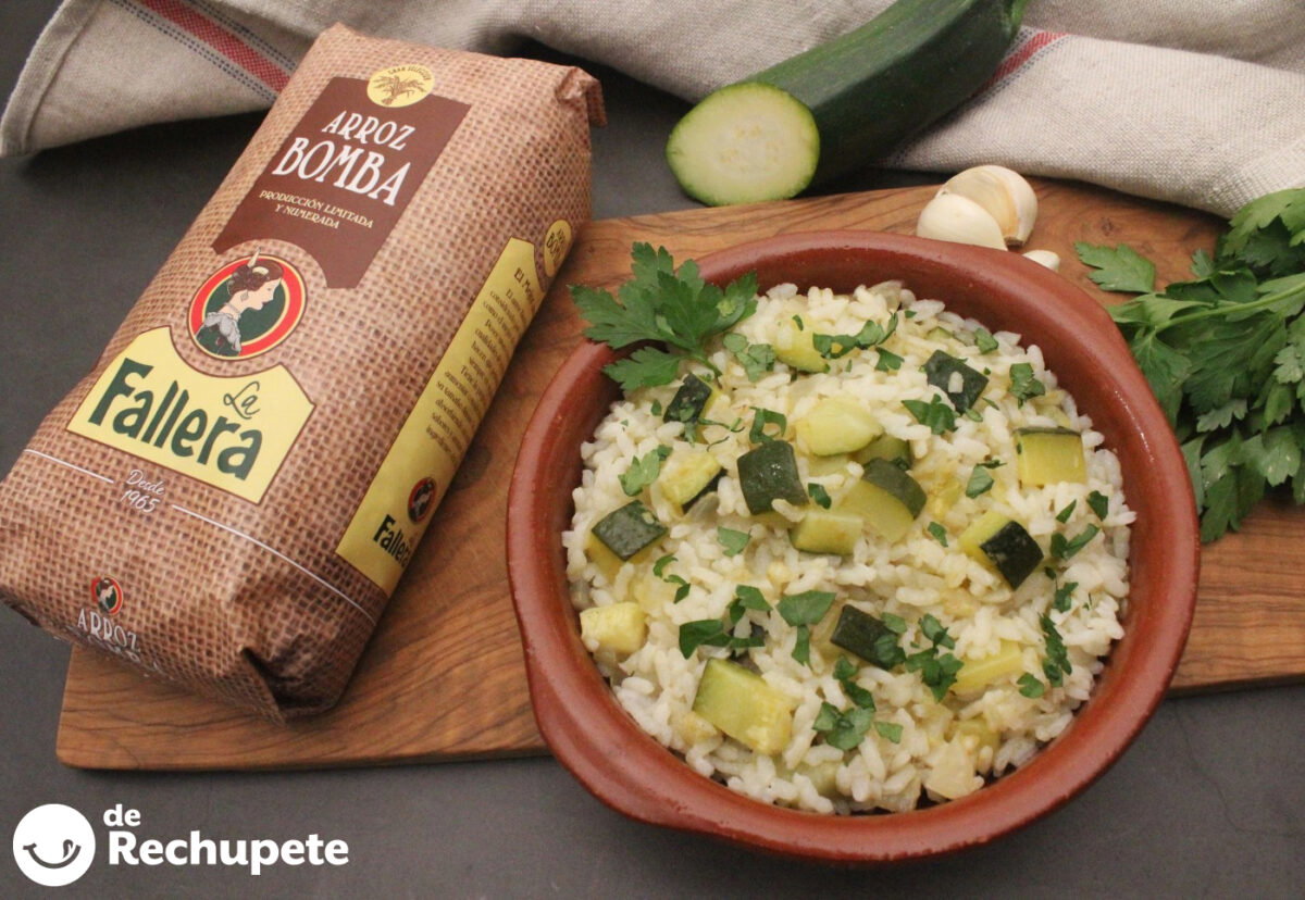 Arroz con calabacín. Receta rápida, sabrosa y fácil