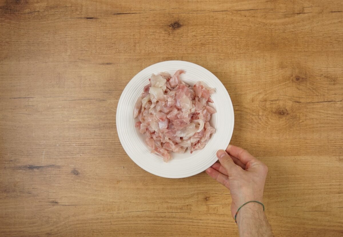 Ceviche en leche de almendras y cilantro