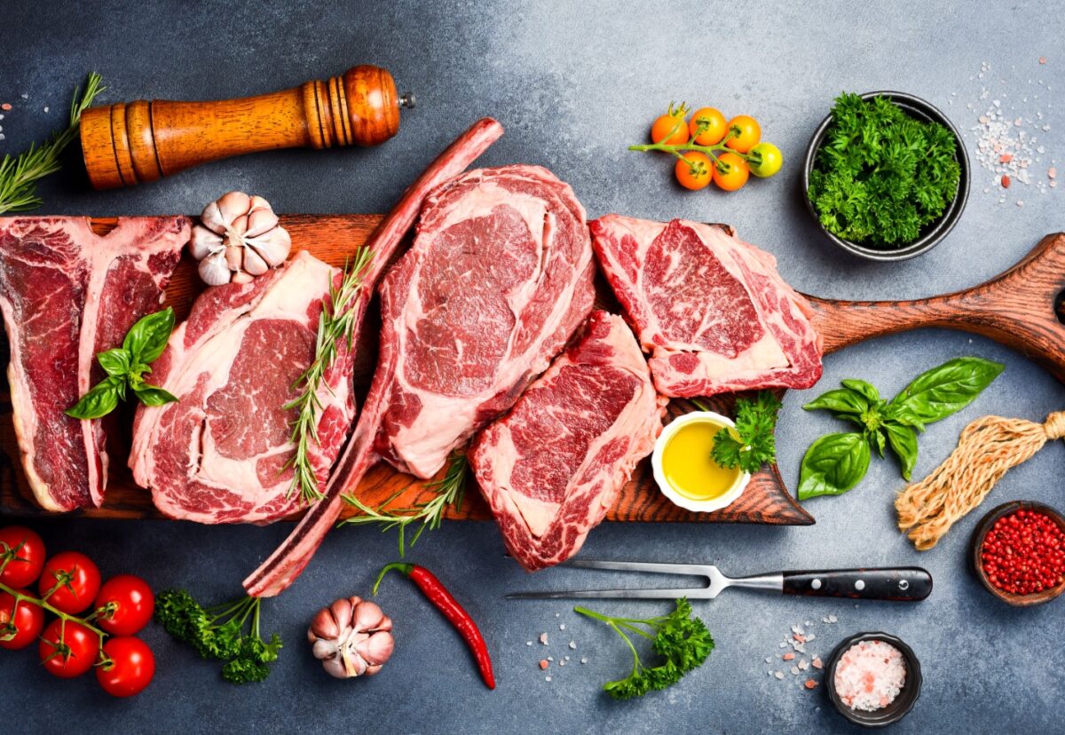 Chuletón VS entrecot. ¿Cuál es la diferencia? Tipos y Beneficios de la carne roja