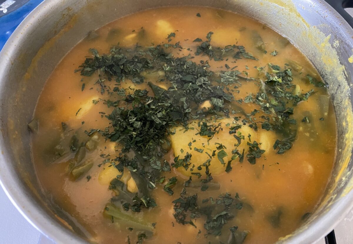 Cucurrones. Cómo preparar la pasta y el guiso