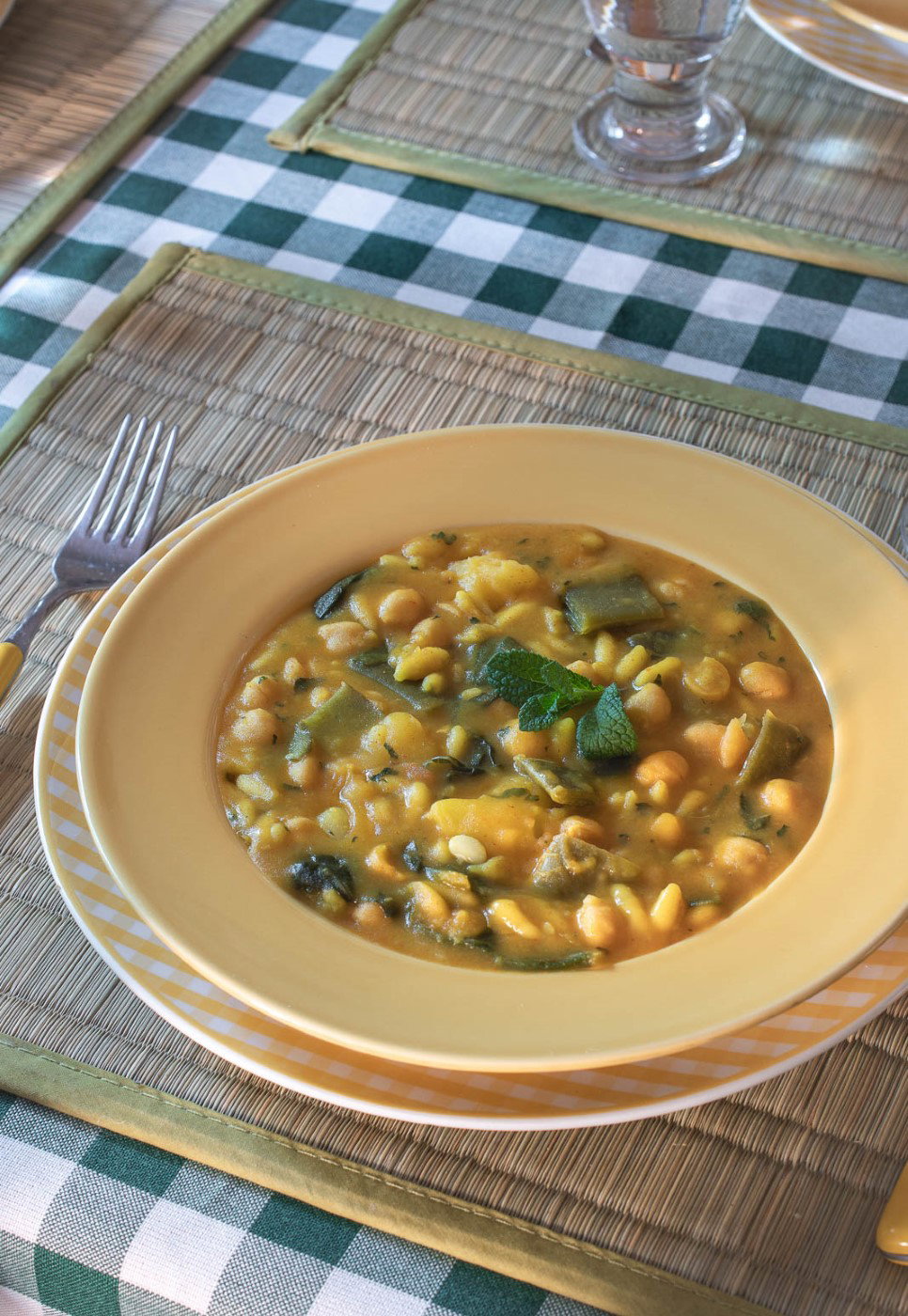 Cucurrones. Cómo preparar la pasta y el guiso