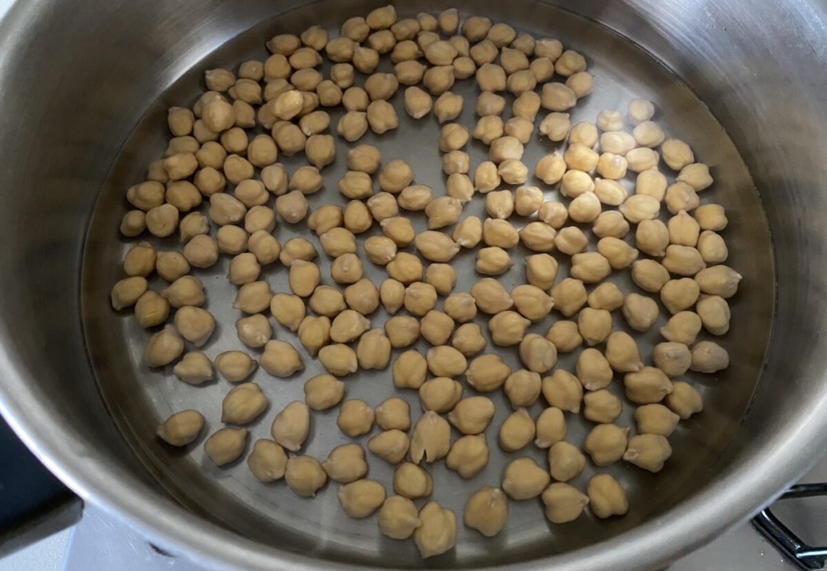 Cucurrones. Cómo preparar la pasta y el guiso