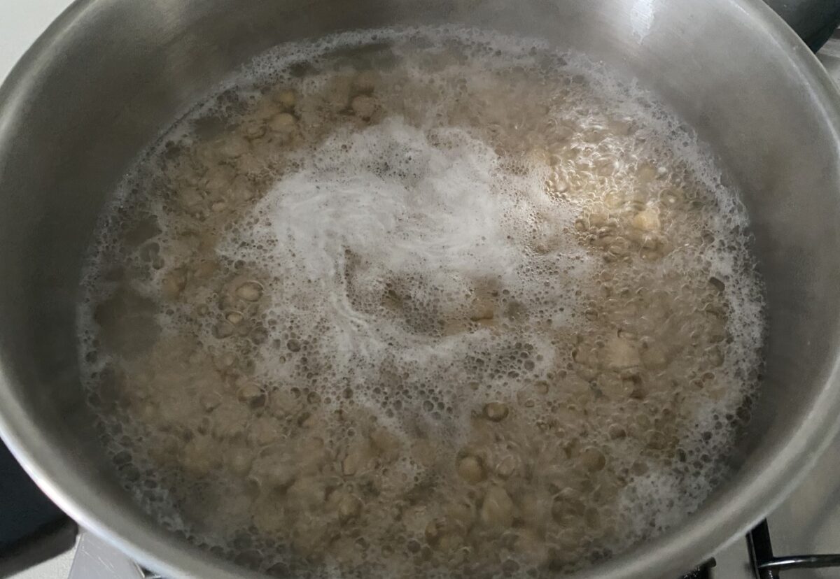 Cucurrones. Cómo preparar la pasta y el guiso
