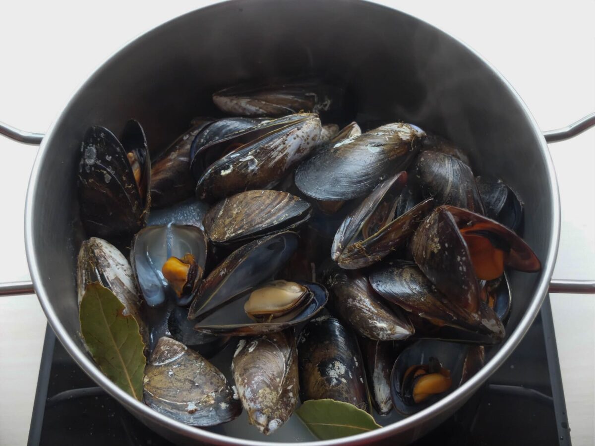 mejillones a la marinera paso 3