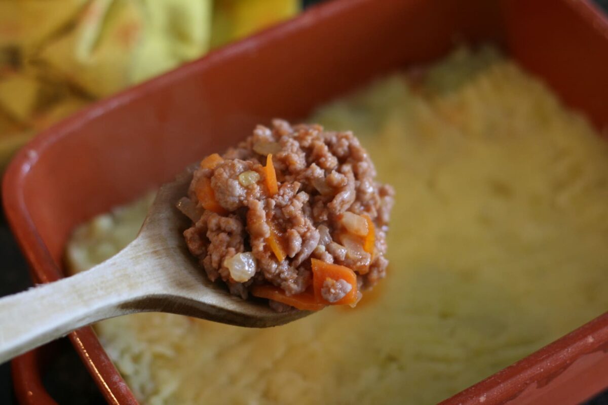 pastel de carne picada y patata paso 16