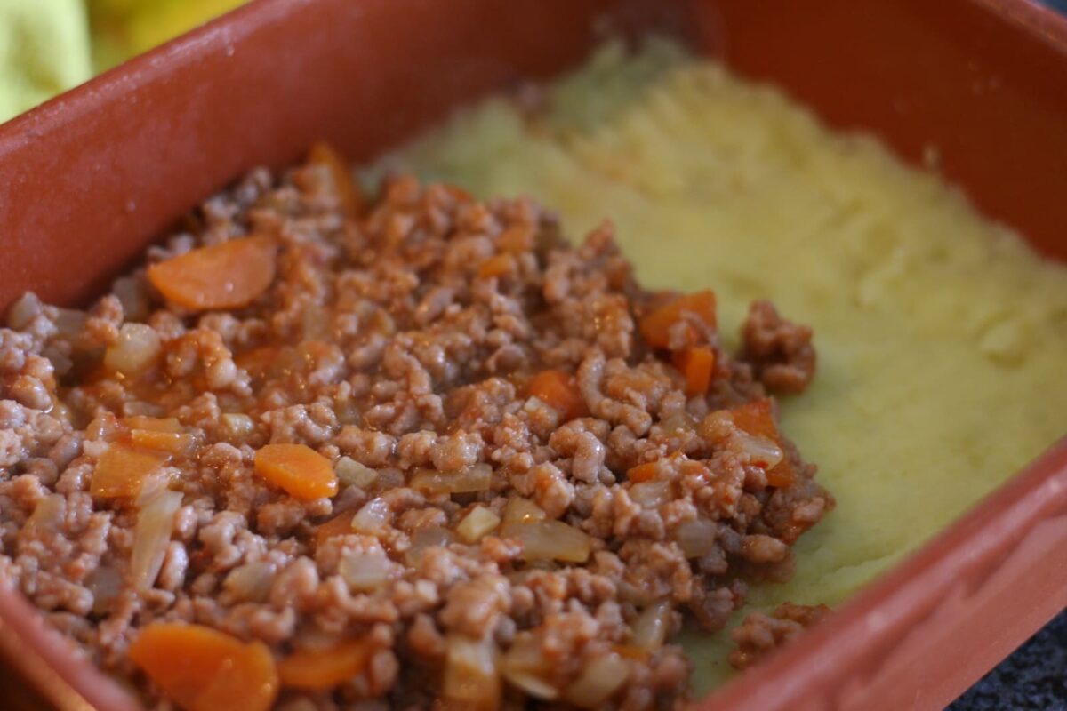 pastel de carne picada y patata paso 17