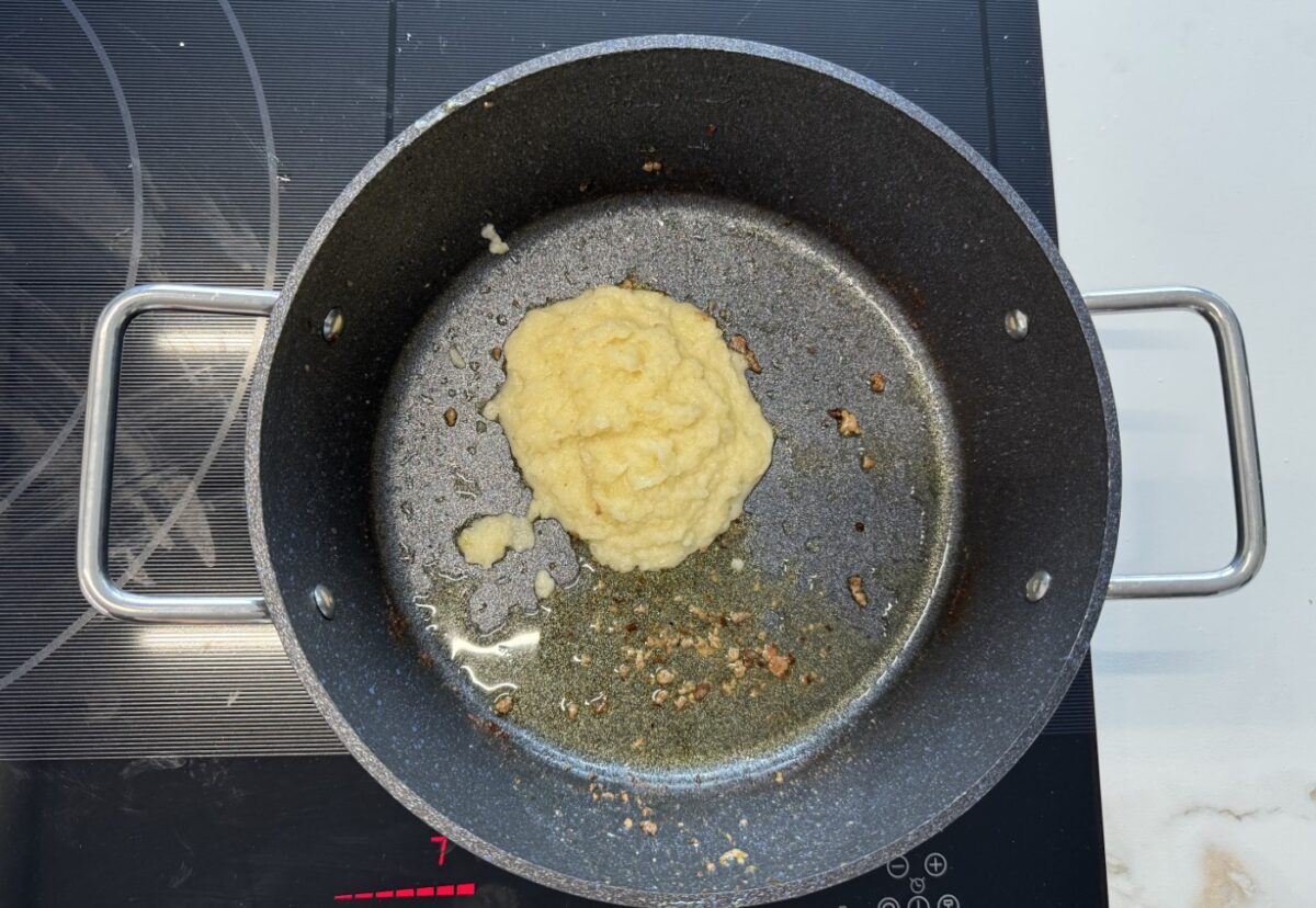 Albóndigas con patatas. Una receta clásica y muy sencilla