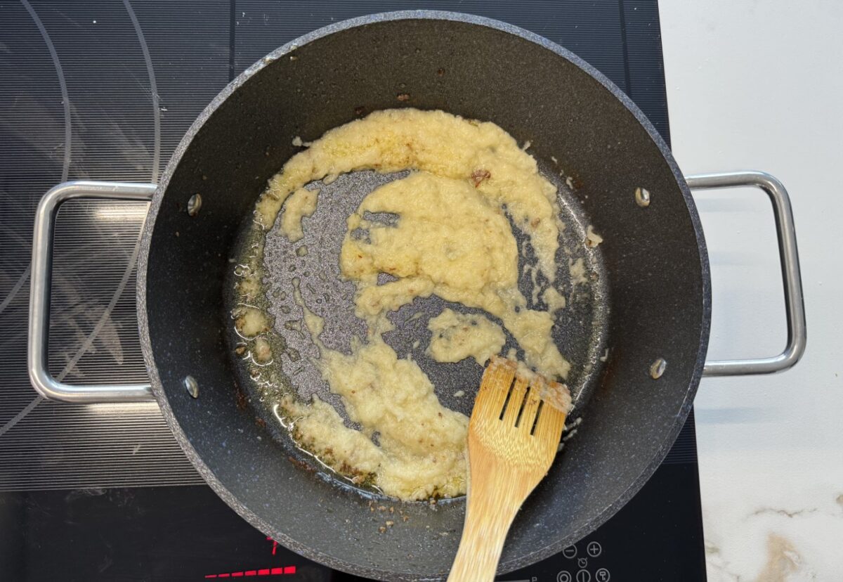 Albóndigas con patatas. Una receta clásica y muy sencilla