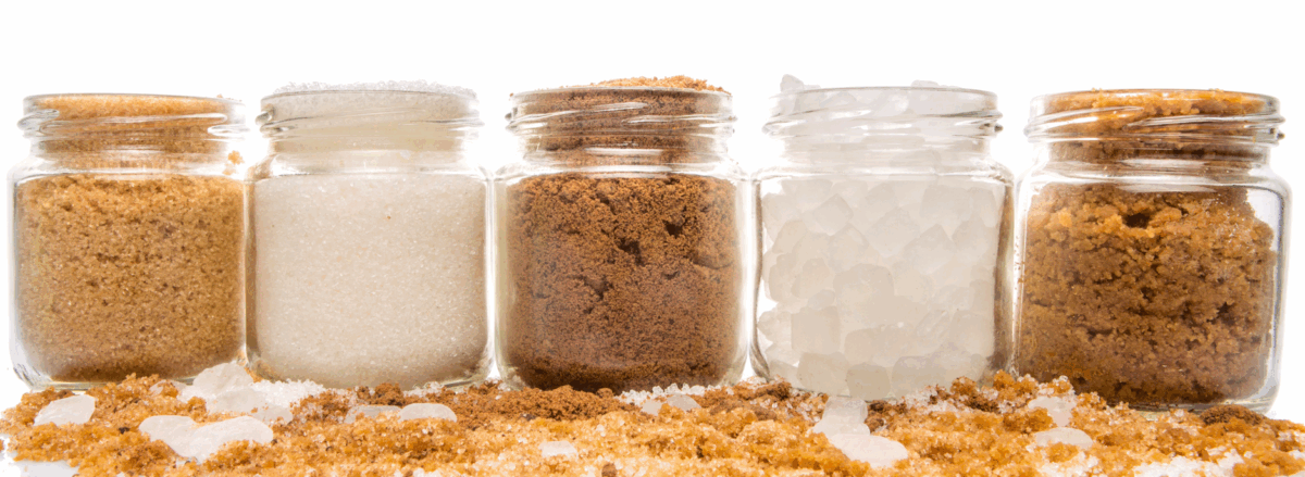 Azúcar mascabado. Qué es, para qué sirve, propiedades y cómo usarlo en la cocina