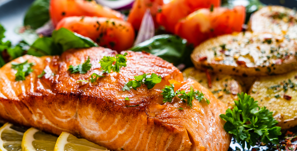 Estos son los pescados más saludables que puedes encontrar (y cuáles es mejor que evites)