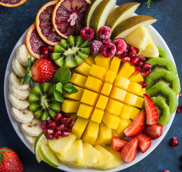 Mango: qué es, beneficios y usos en la cocina (y qué recetas podemos hacer con él)
