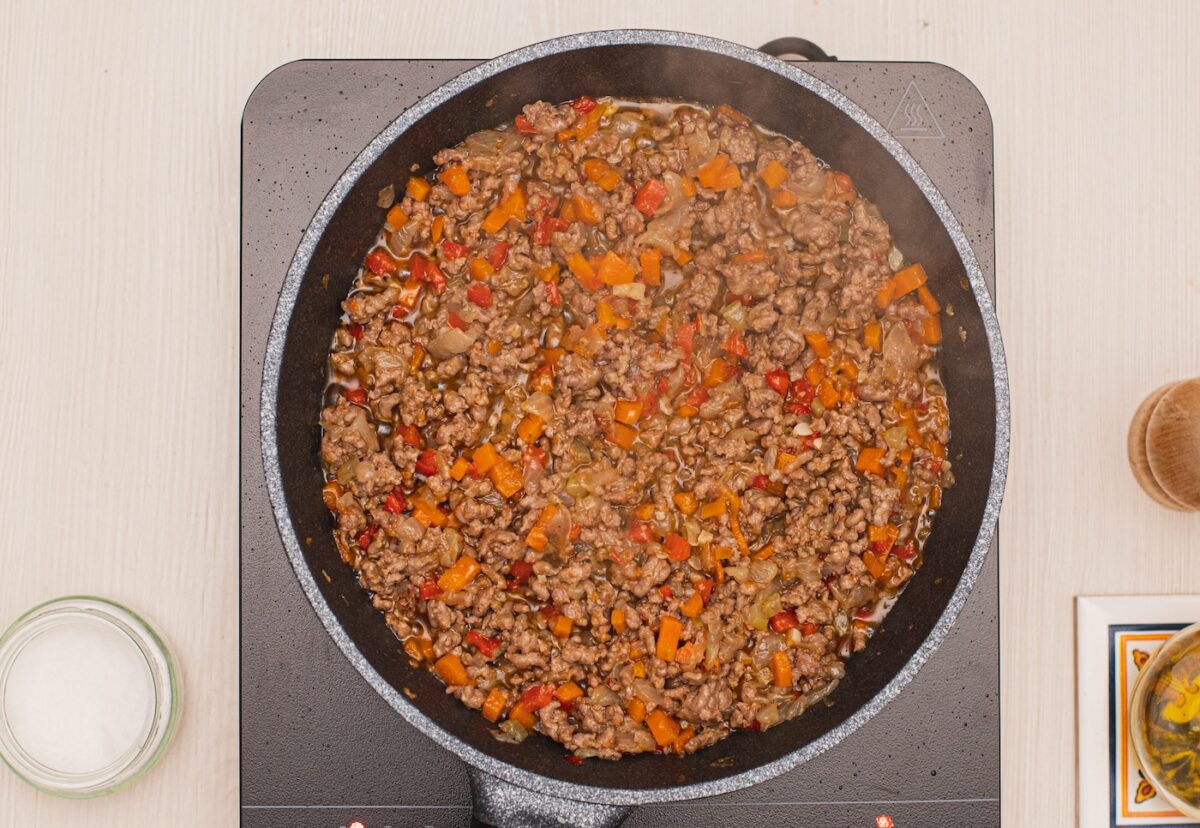 Cebollas rellenas de carne. Un plato típico de Asturias paso a paso