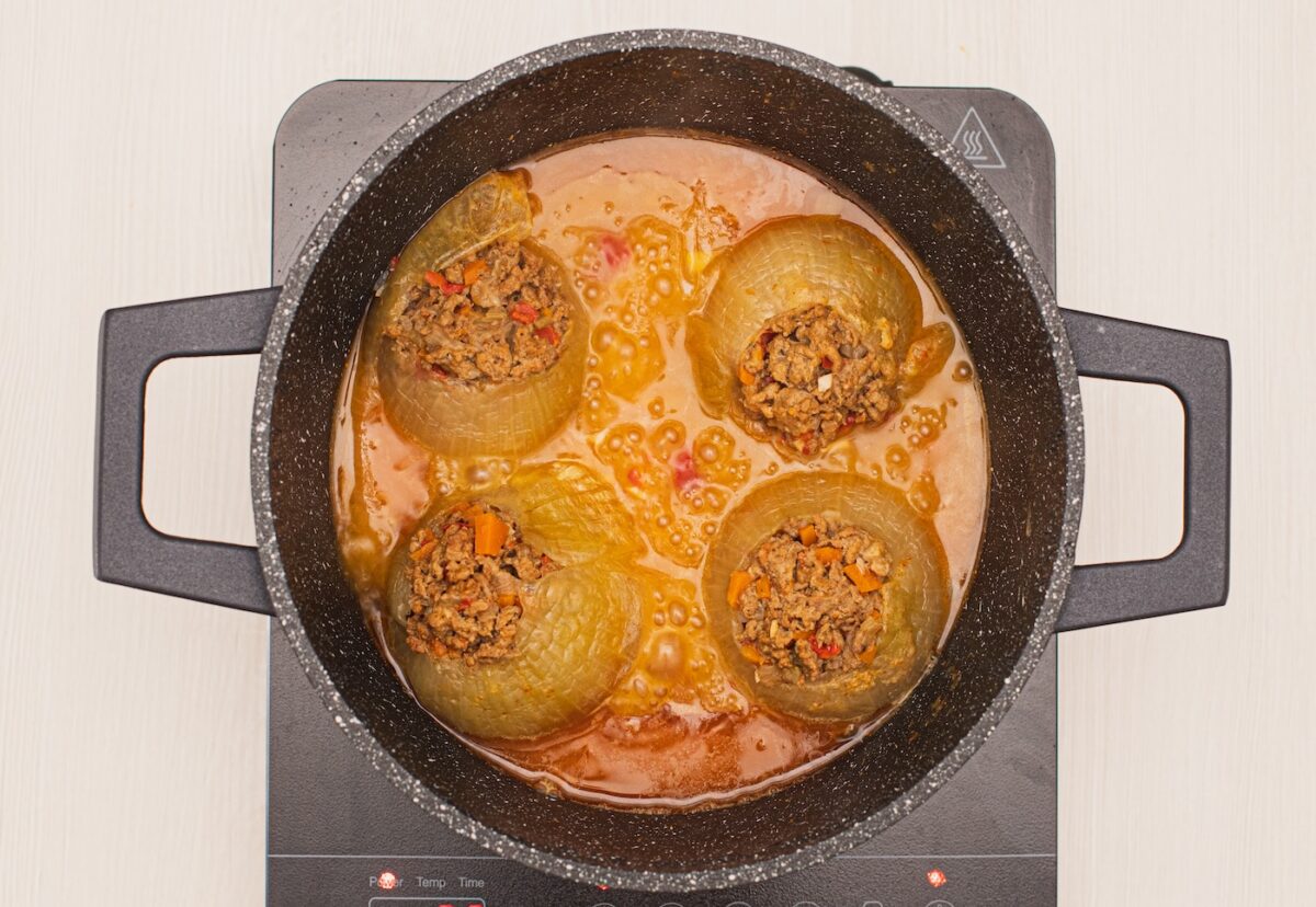 Cebollas rellenas de carne. Un plato típico de Asturias paso a paso