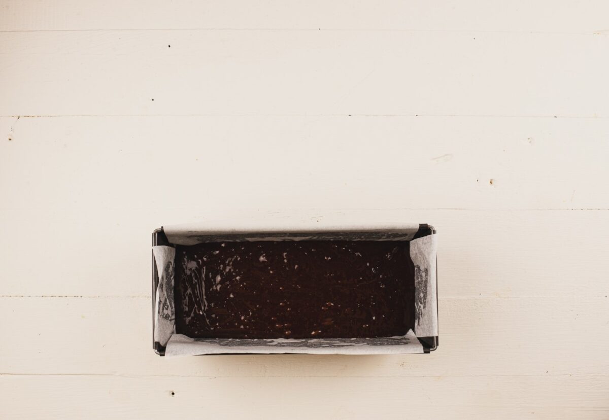 Chocoflan o pastel imposible. Postre que combina brownie con flan