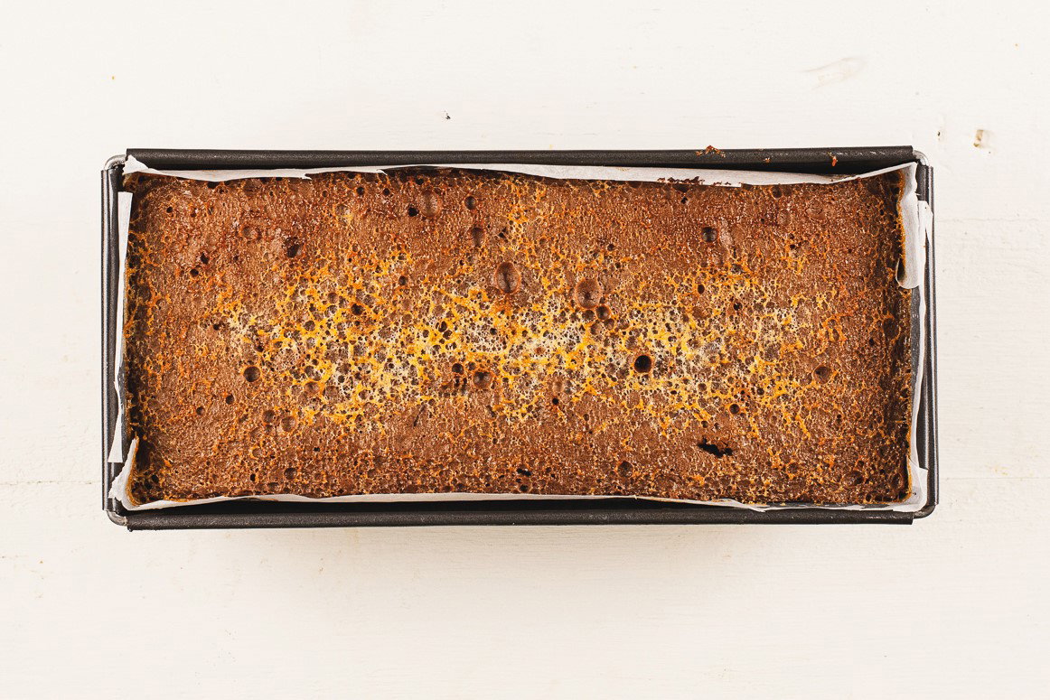 Chocoflan o pastel imposible. Postre que combina brownie con flan