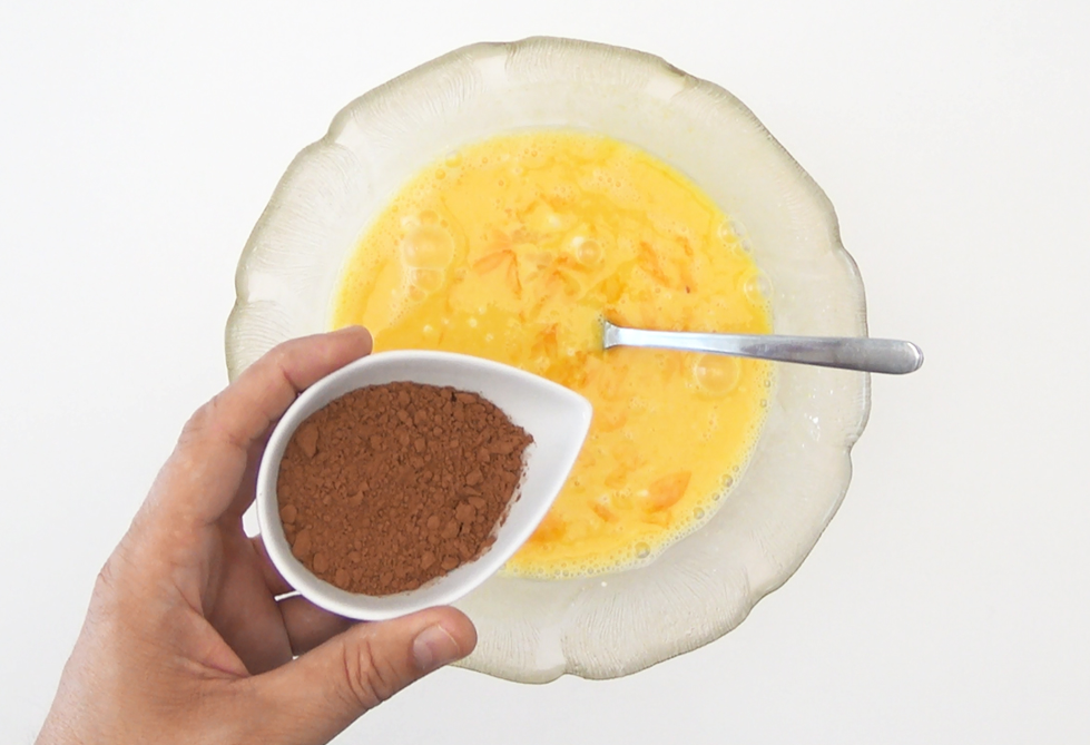 Crema pastelera de chocolate para relleno de tartas y postres